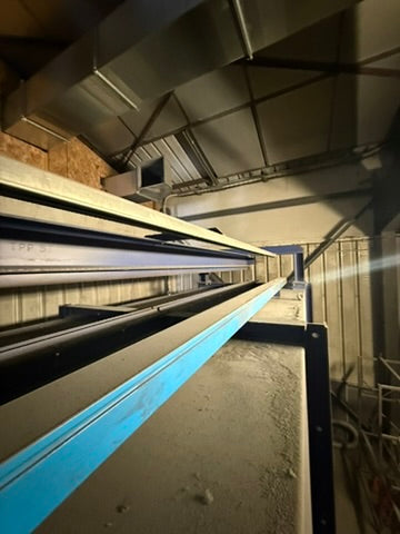 Grenailleuse automatique à charge suspendue traversante avec convoyeur aérien motorisé - Turbotecnica TC 10/20 8TR (2010)