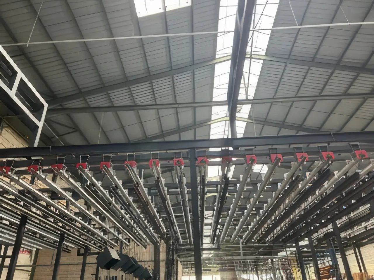 Chaîne complète de sablage et thermolaquage BGCOMAGENCY