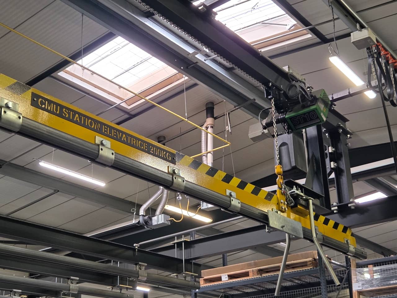 Chaîne complète de thermolaquage – capacités 5 m (L) × 2,5 m (H) – OMIA (FR) + monobain “IS – TORAN”