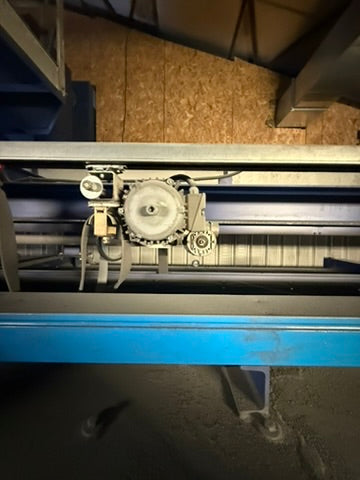 Grenailleuse automatique à charge suspendue traversante avec convoyeur aérien motorisé - Turbotecnica TC 10/20 8TR (2010)