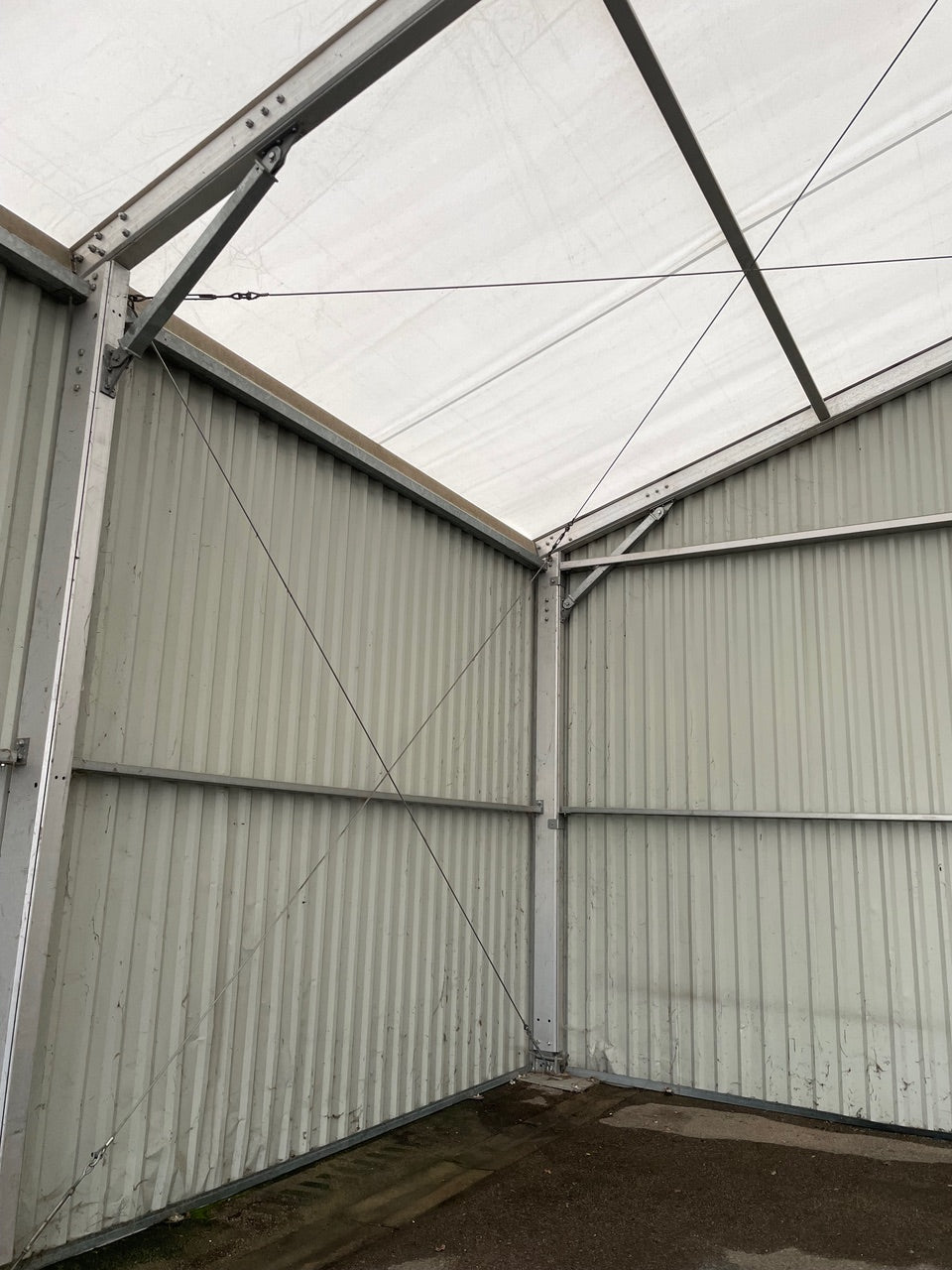 Chapiteau industriel rigide - 20x15 m - 300m2