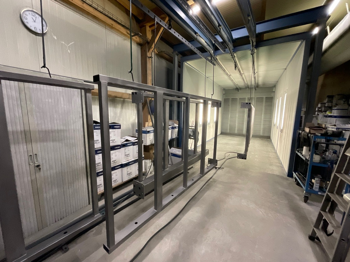 Chaîne complète Thermolaquage 6,5m - Cabine de poudrage + four gaz - Occasion