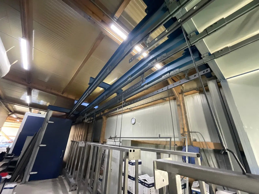 Chaîne complète Thermolaquage 6,5m - Cabine de poudrage + four gaz - Occasion BGCOMAGENCY