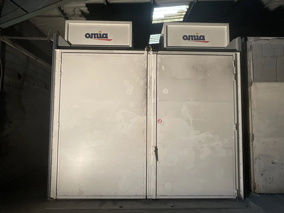 Cabine de sablage / grenaillage OMIA – Box 7 m BGCOMAGENCY