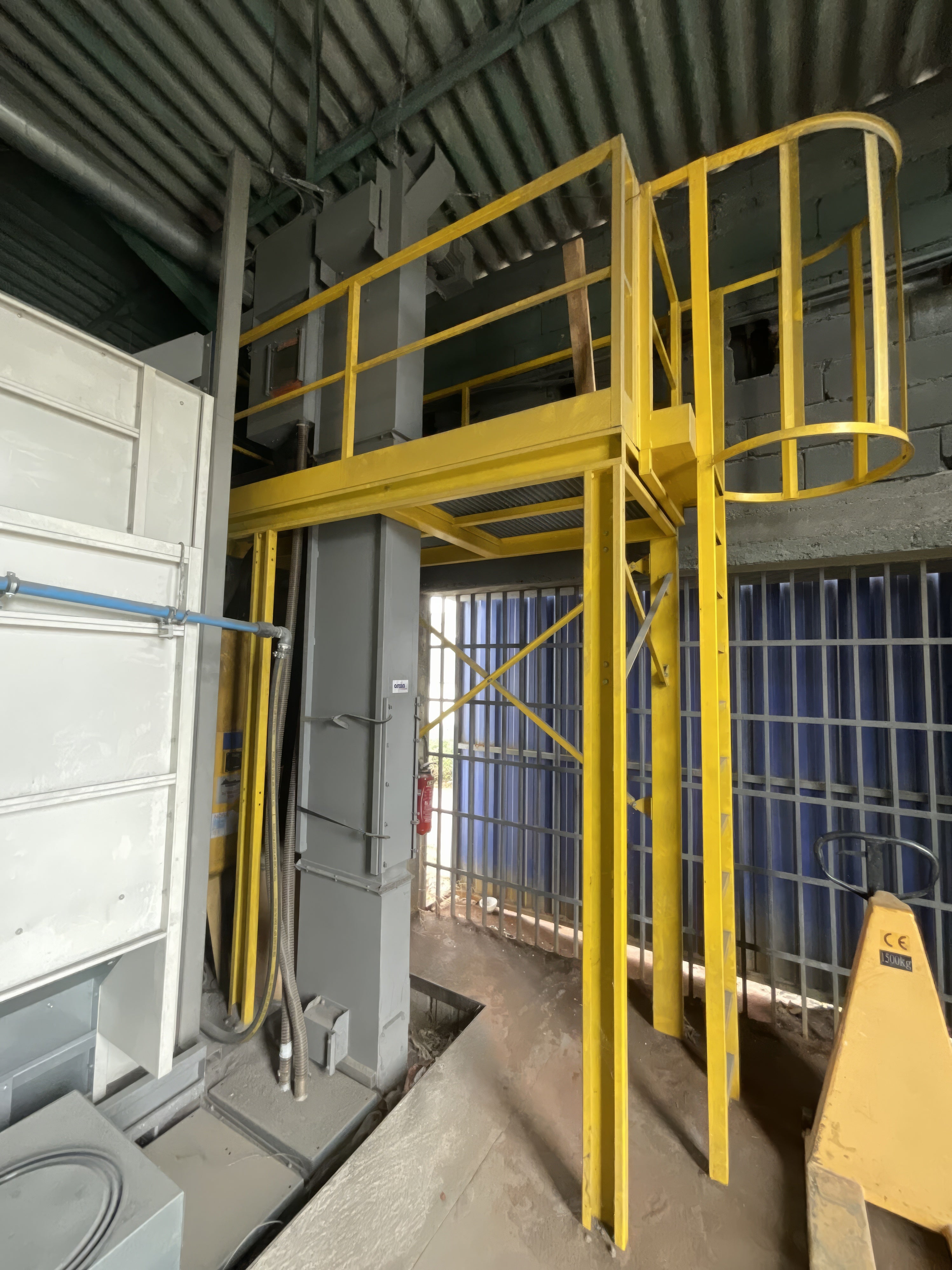 Cabine de sablage / grenaillage OMIA – Box 7 m