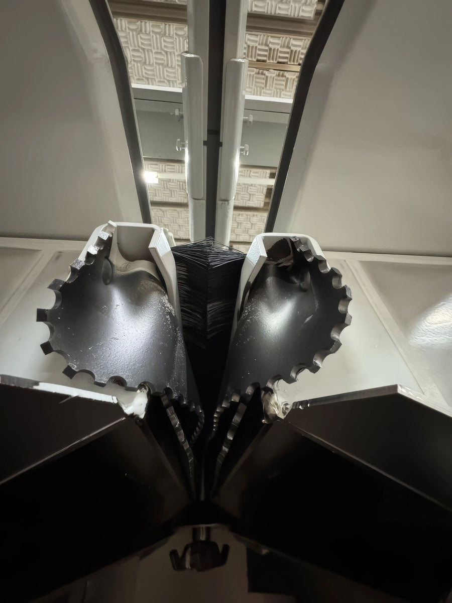 Grenailleuse WHEELABRATOR à charge suspendue tournante BGCOMAGENCY
